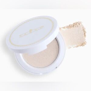 F.A.R.A.H Zahra Radiant Highlighter